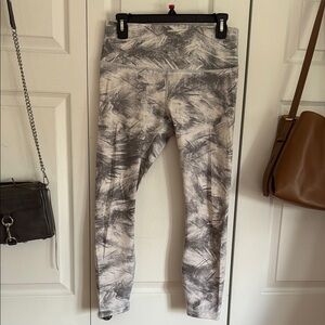 lululemon athletica Gray and white Patterned Leggings
